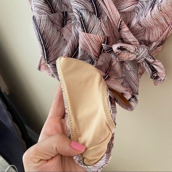 Somedays Lovin Spirit Flies Wrap One Piece Side Tie Swimwear Medium Women’s - Picture 5 of 10